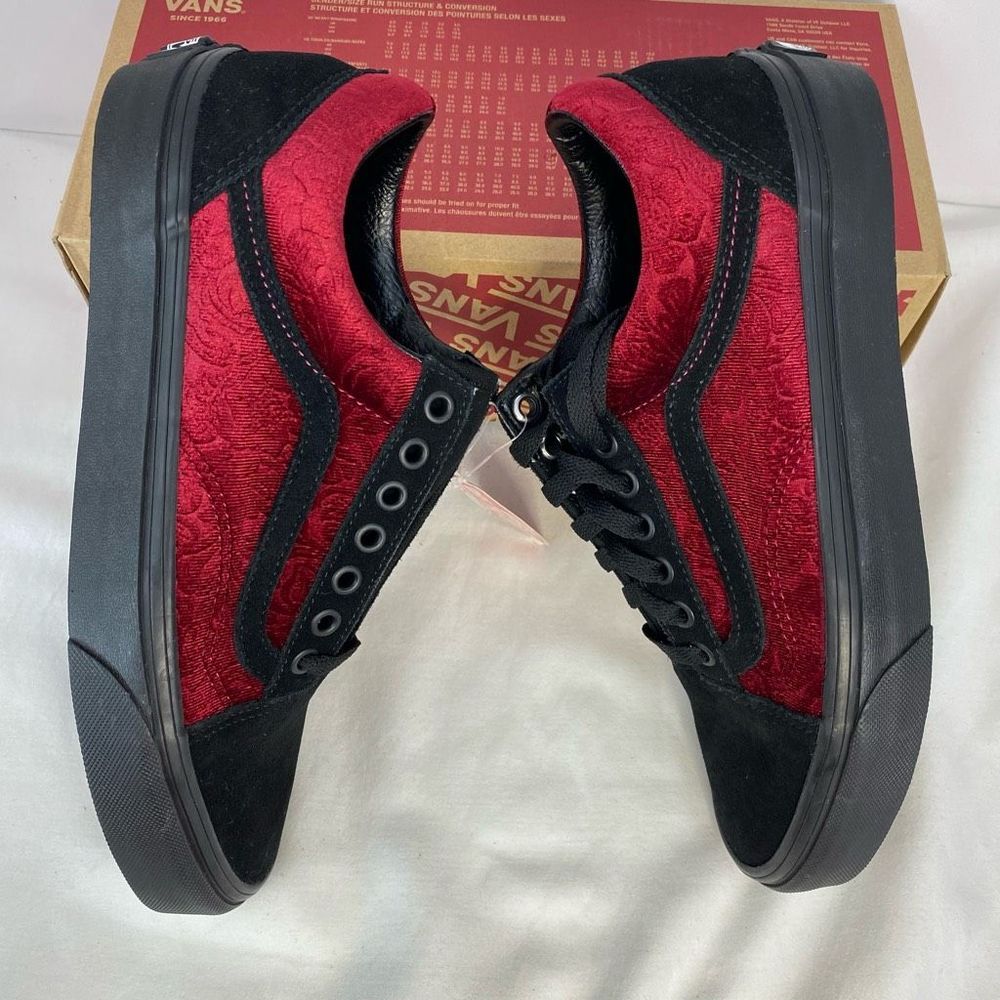 Vans Old Skool Velvet Parisian Night Black Cerise Red shoes NWB Unisex Men’s 7 W - Picture 3 of 11